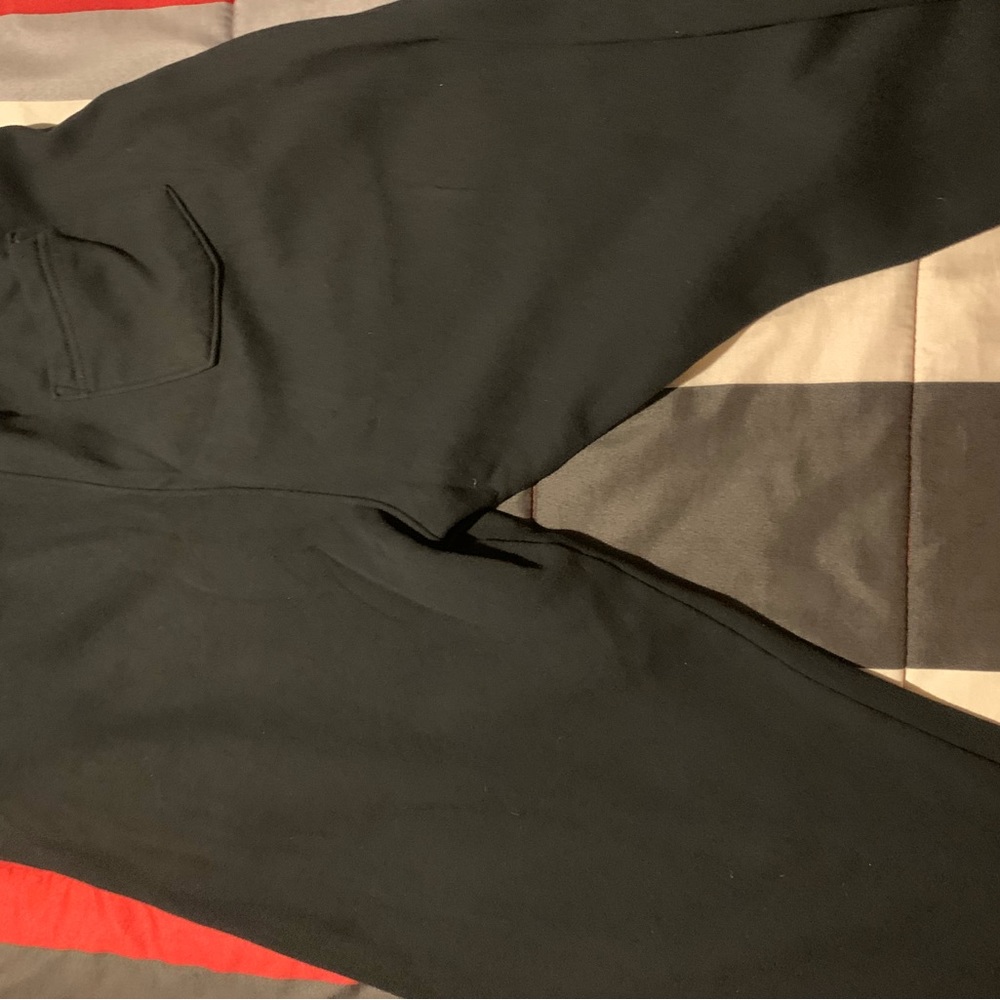 Hollister sweats
